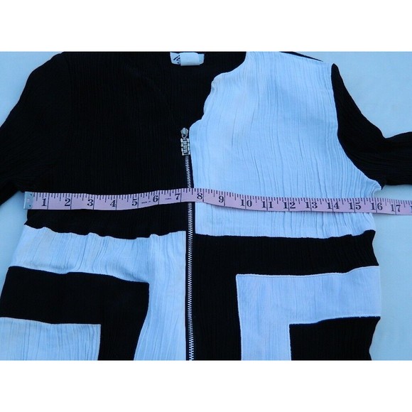 Ilyza New York Top/Blouse Women's Size M Black & White Full Zip Front Tie Back - Picture 8 of 11